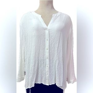 Jane & Delancey Button-up Gauzy Tunic Top
